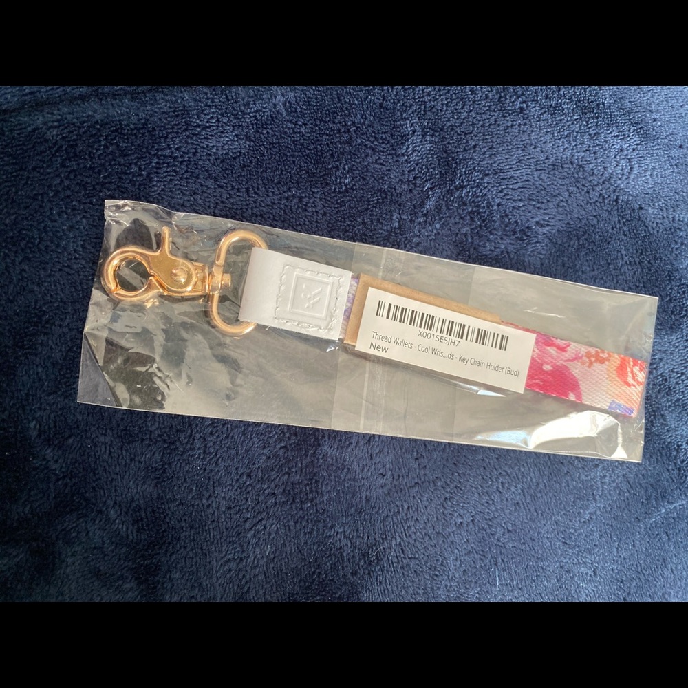 Thread Wallets Key Chain Holder - Picture 7 of 7